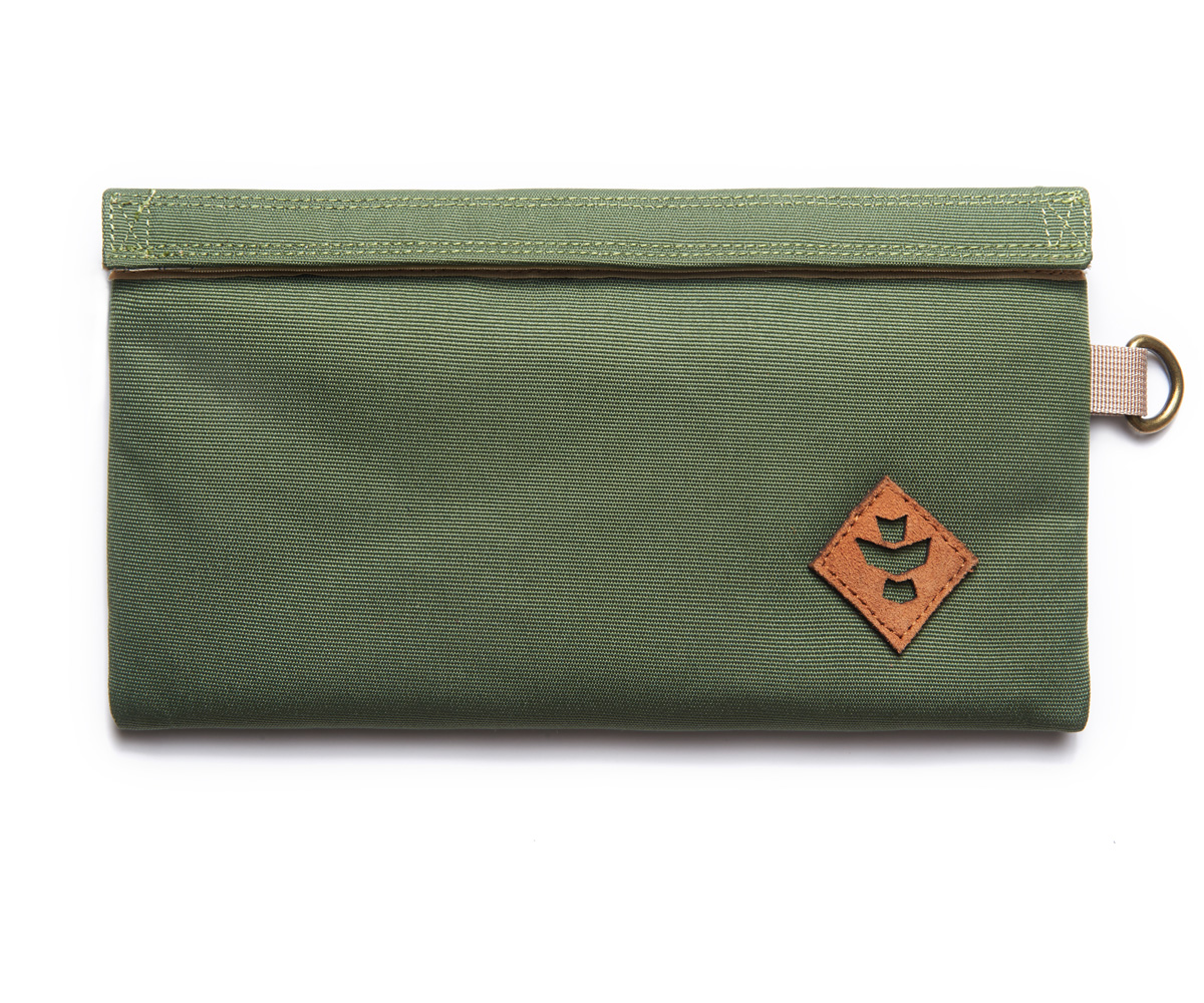 Picture for Revelry Supply The Confidant Small Bag, Green
